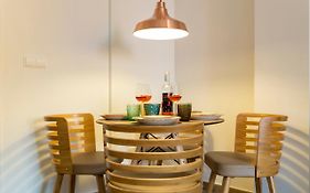 'Montano Three' Center By Ele Apartments